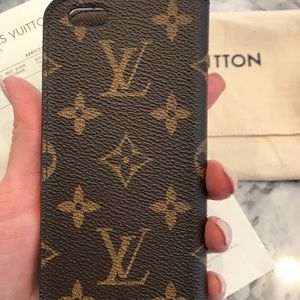 AUTH LV iPhone 6 Folio